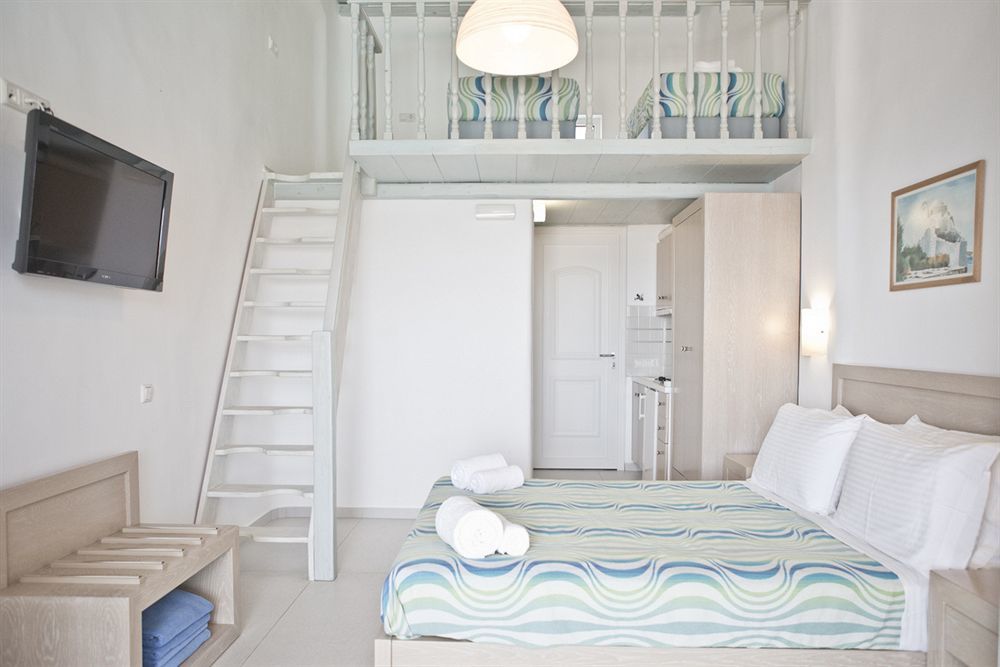 Niriides Homes & Villas Elia  ภายนอก รูปภาพ